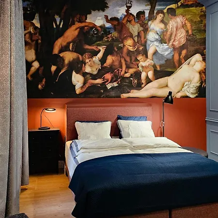 Art In Old Town Apartment *