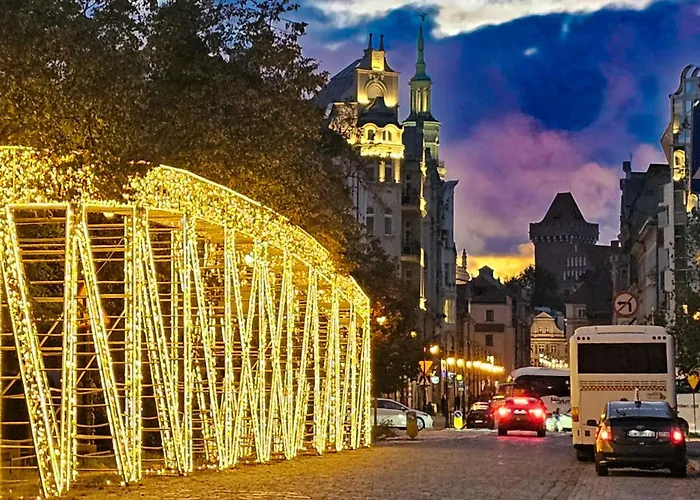 Art In Old Town Apartment